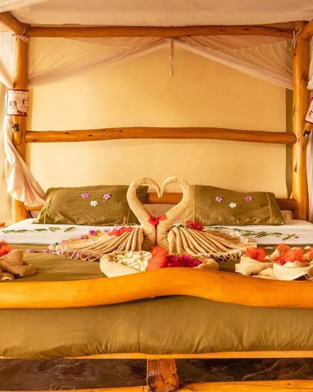 Manyatta Camp 2 Night Safari – photo 1